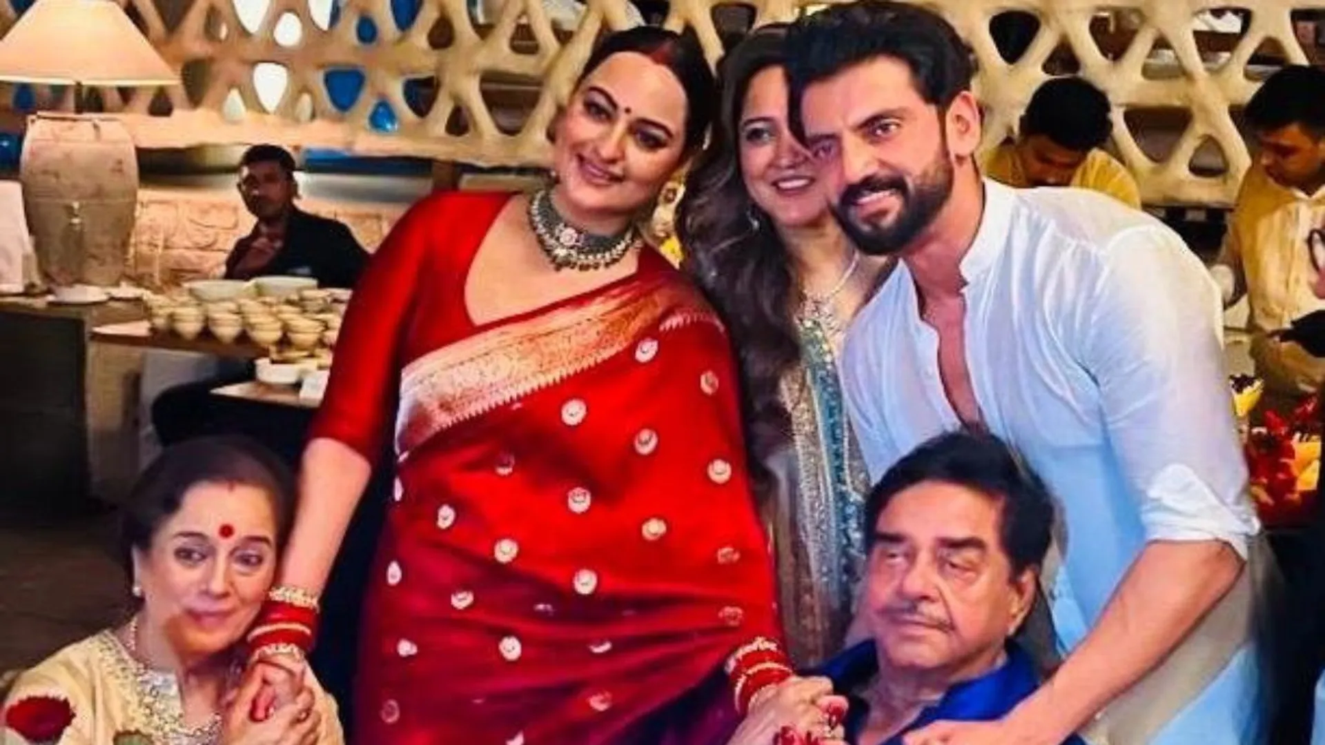 Shatrughan Sinha hospitalised after sustaining rib injury at his home