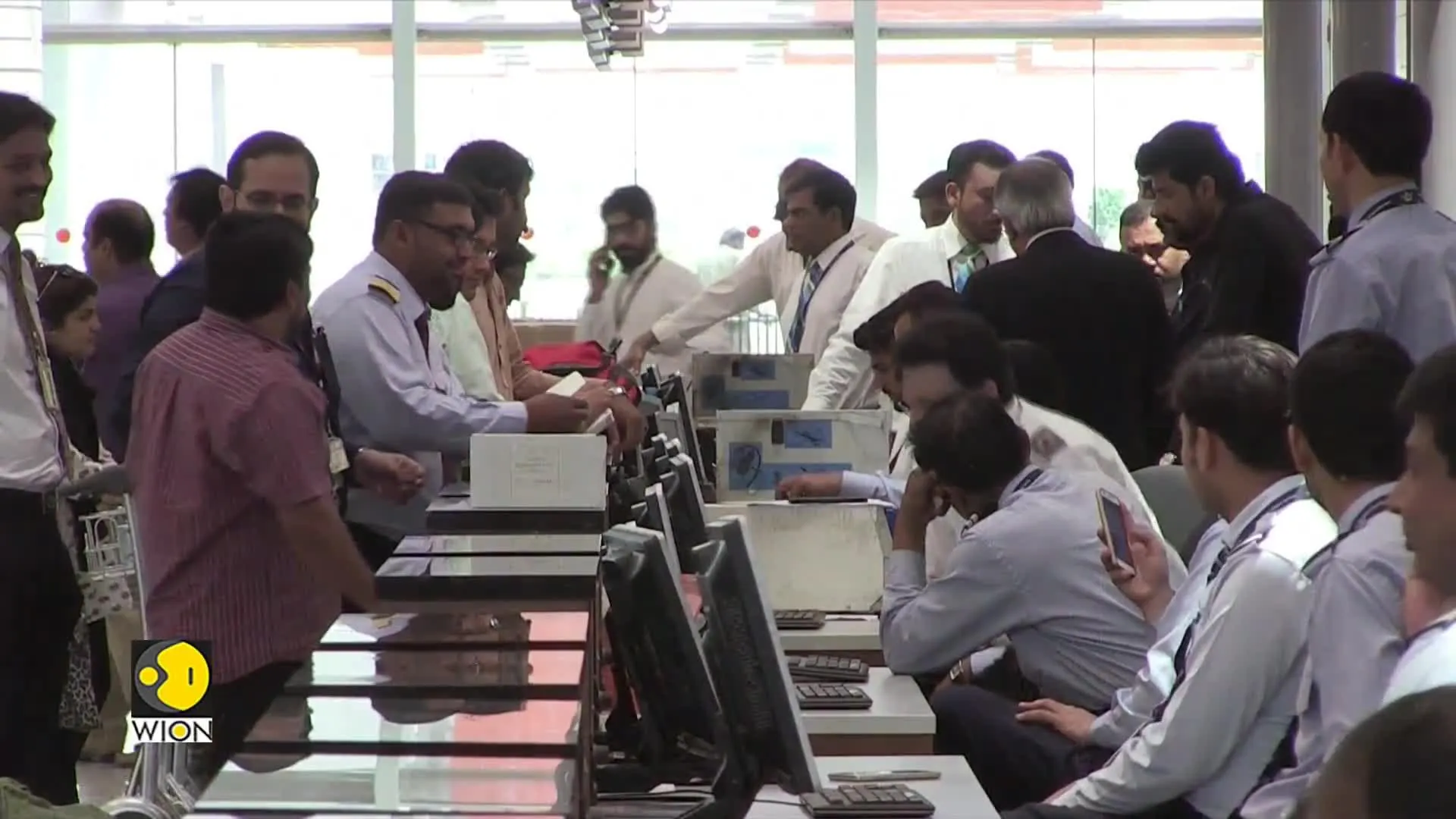Gravitas | Pak to Crack Down on Begging Business | Islamabad to Block Passport of 2,000 Beggars