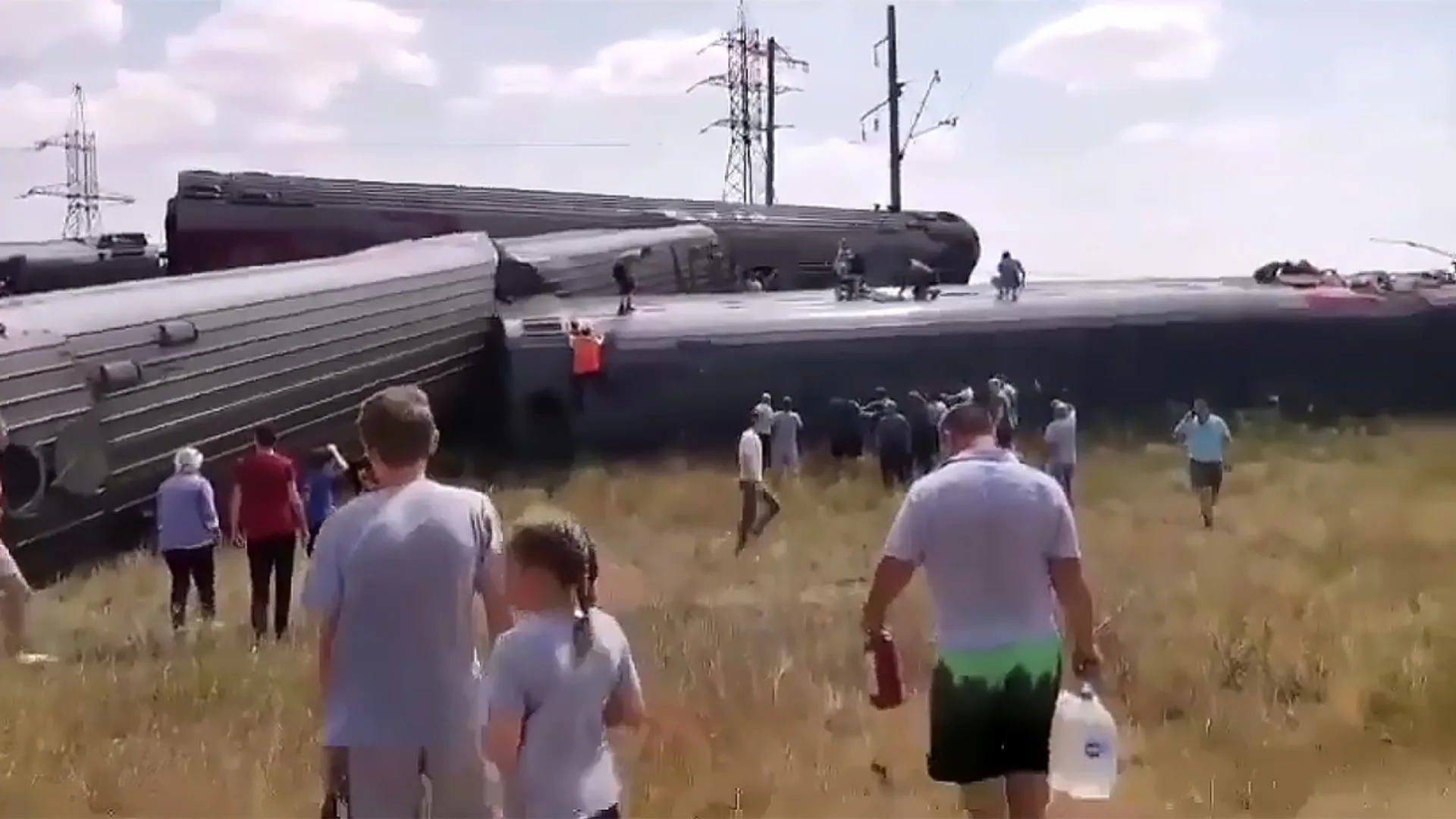 Passenger train derails in Russia's Volgograd, injuring at least 140
