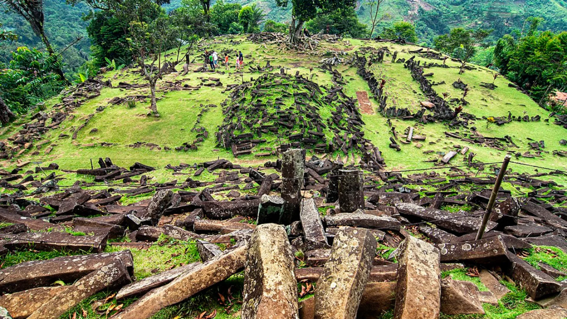 Humans DID NOT build world’s oldest pyramid 25,000 years ago, but was created by...