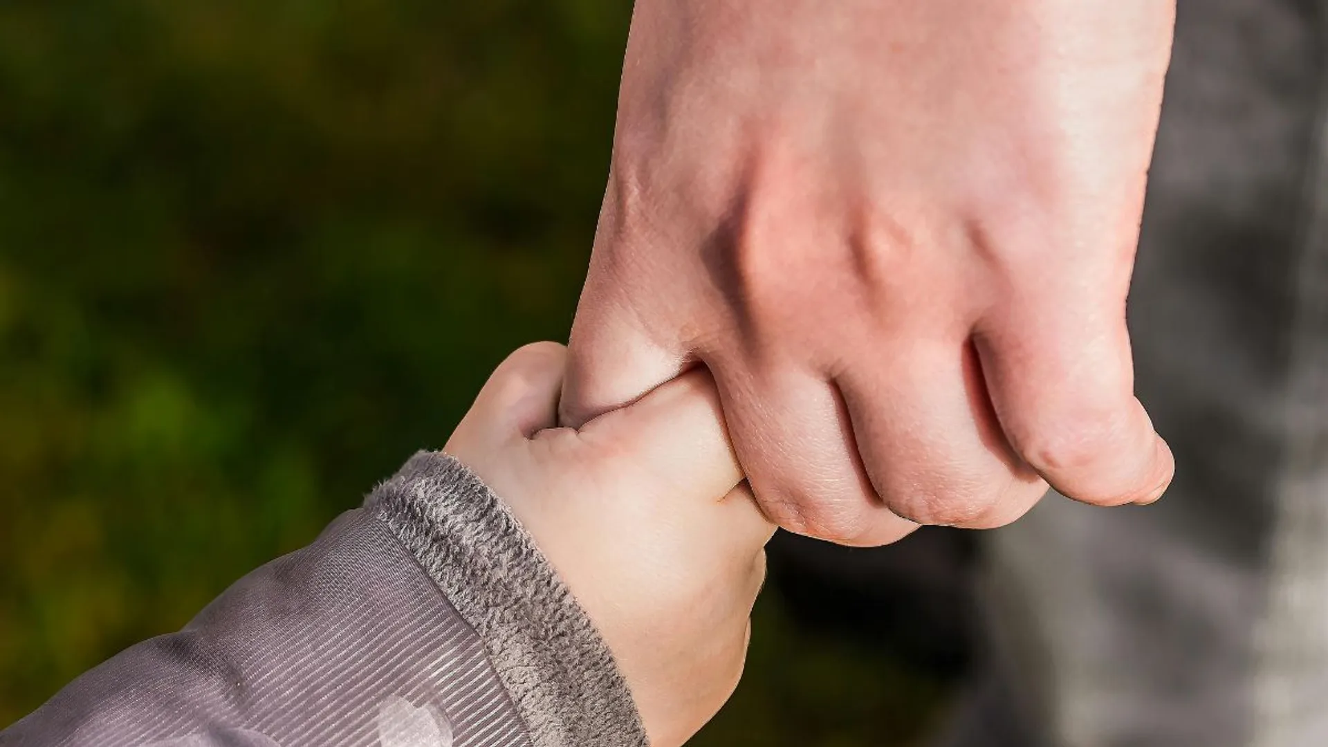 Chinese couple reunite with son after a long search of 37 years