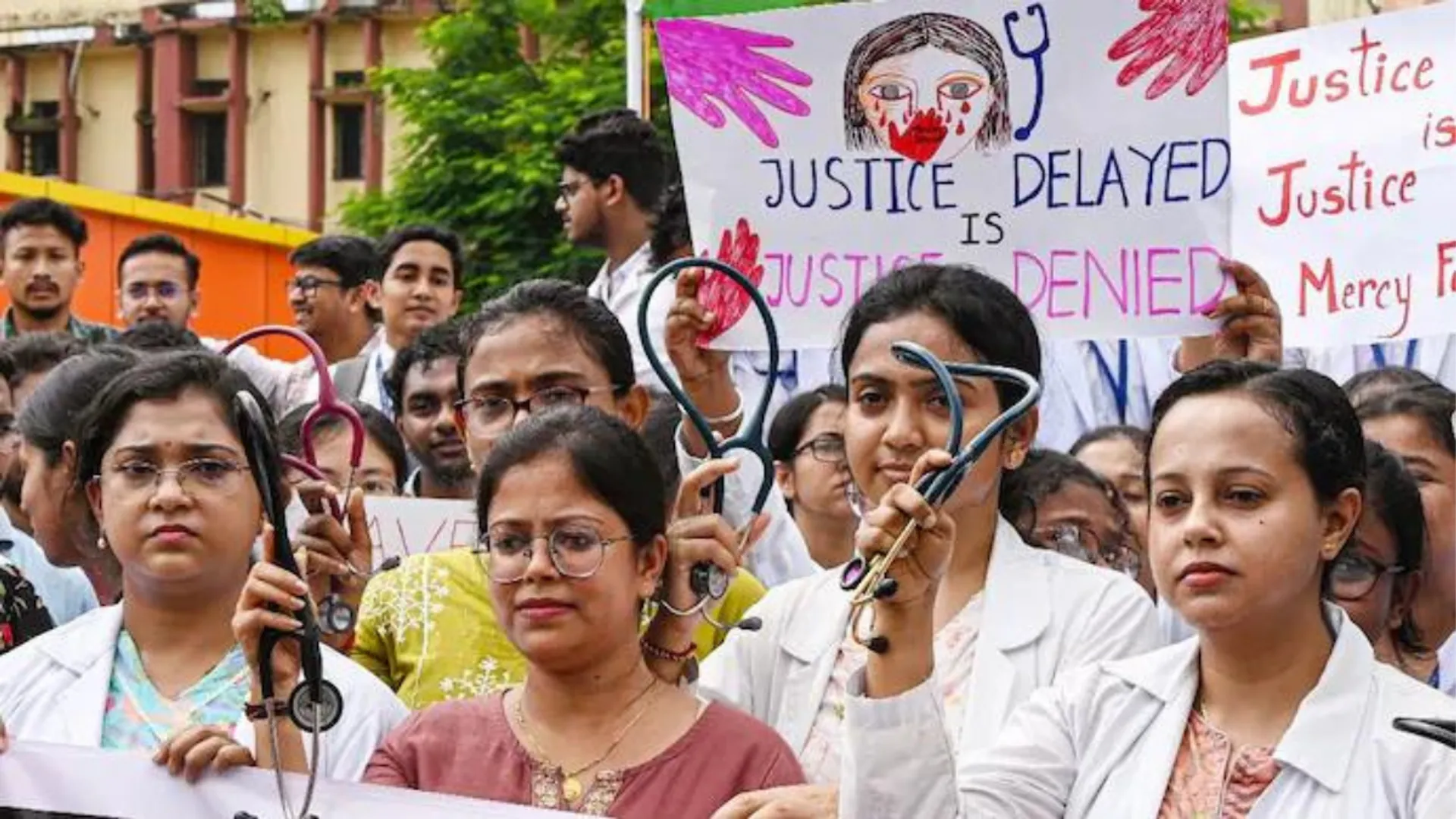 Kolkata doctor rape-murder case: Third medic hospitalised as 'fast-unto-death' protest continues