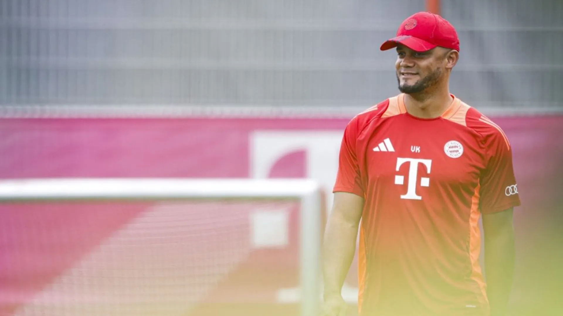 New era begins at Bayern Munich under Vincent Kompany as fight for Bundesliga title resumes