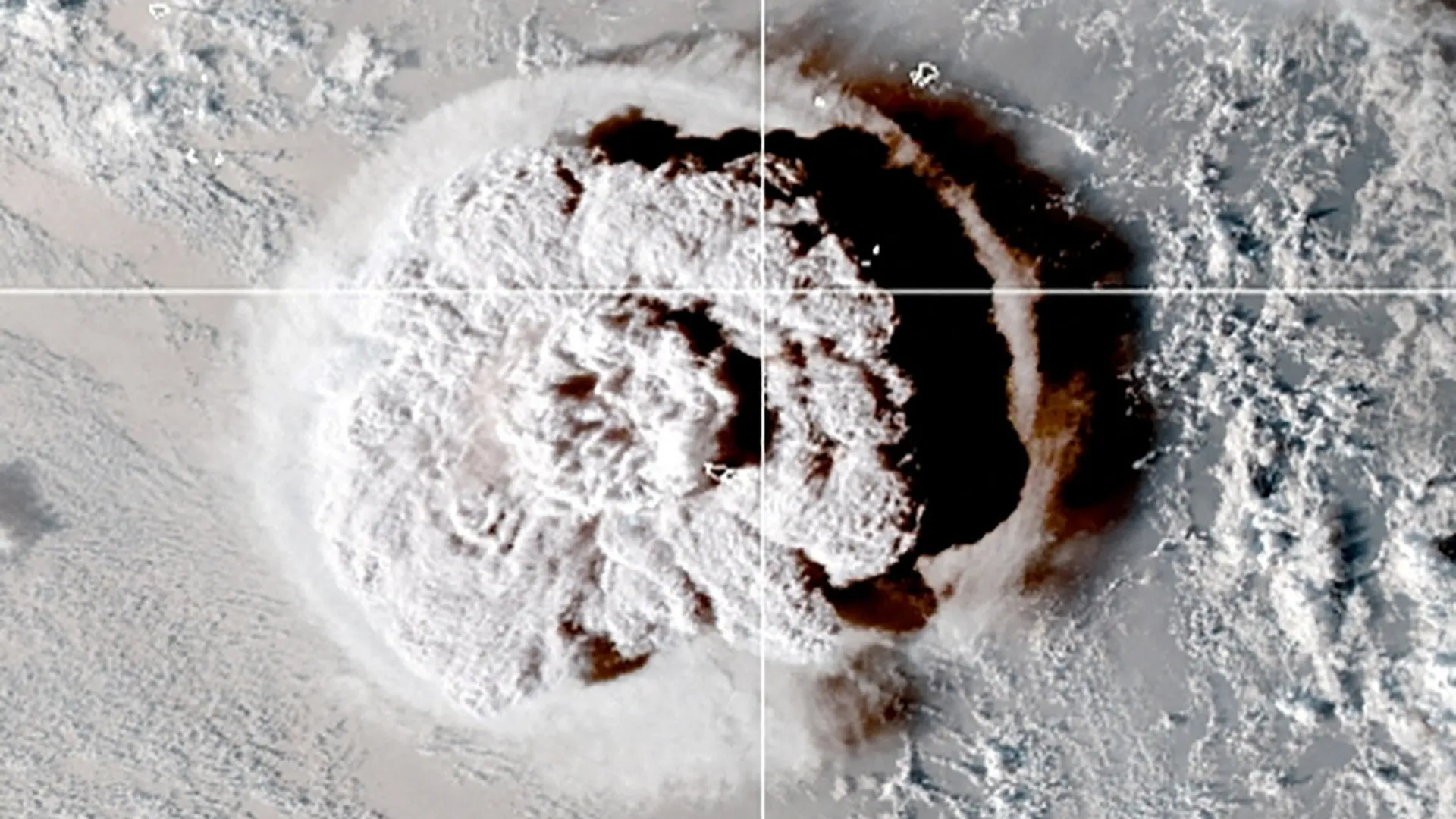 An underwater volcanic eruption filled stratosphere with 150 metric tonnes of water vapour. Here's how