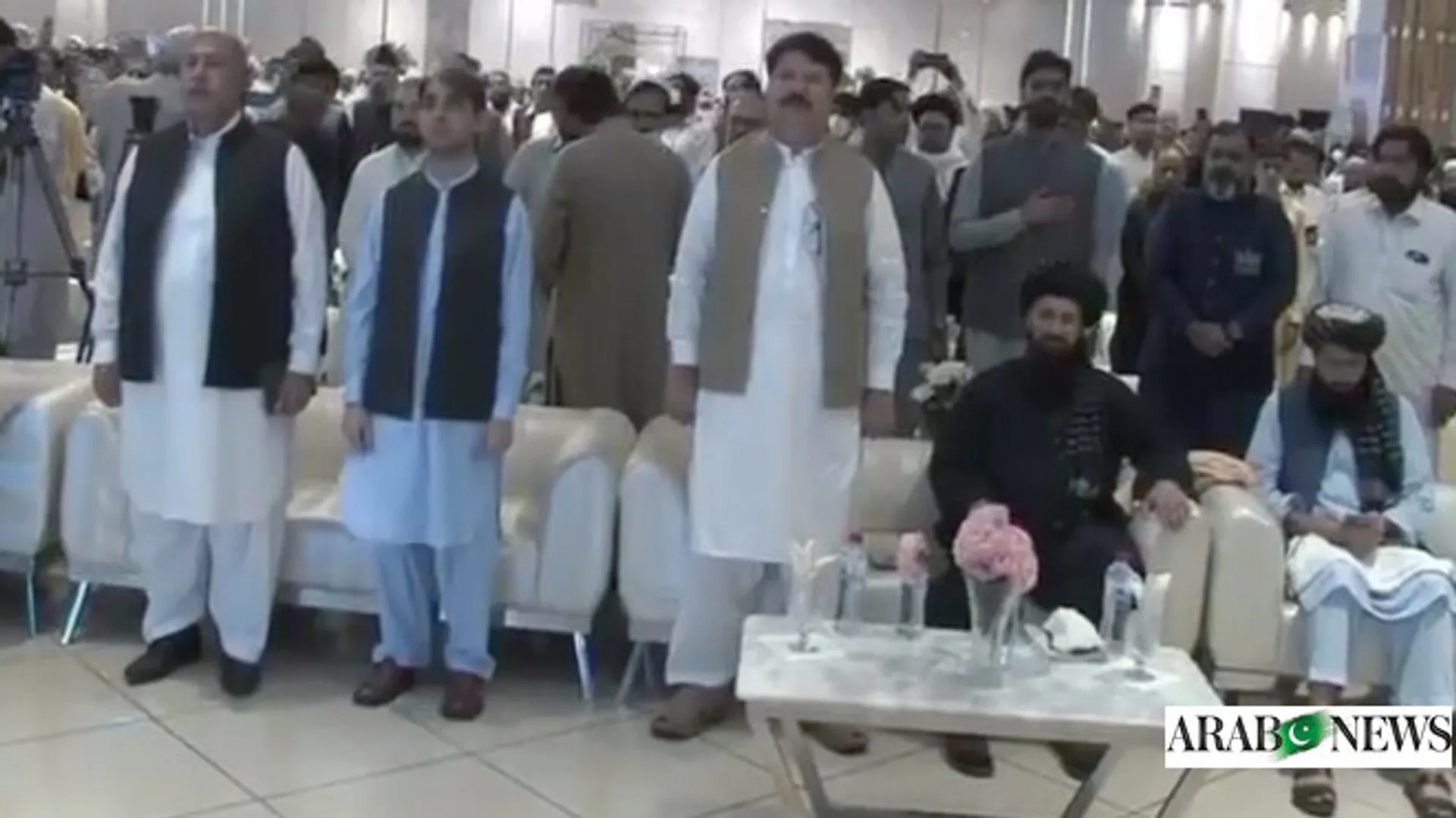 Pakistan condemns âdisrespectâ as Afghan officials remain seated during national anthem