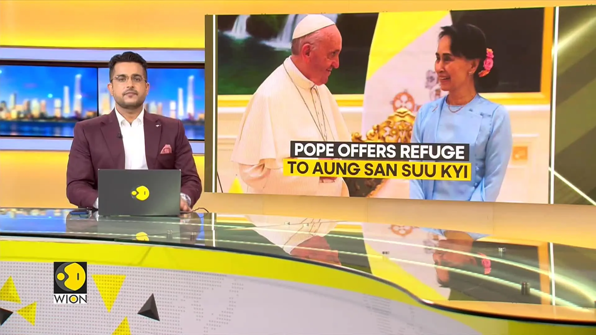 Pope Offers Safe Haven To Aung San Suu Kyi