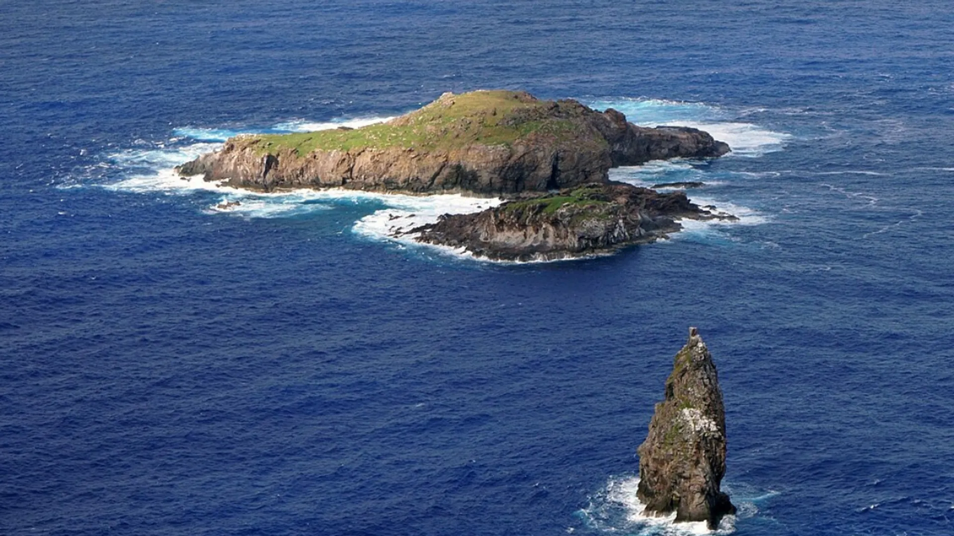 Chunk of seafloor lost during age of dinosaurs found hiding under Pacific