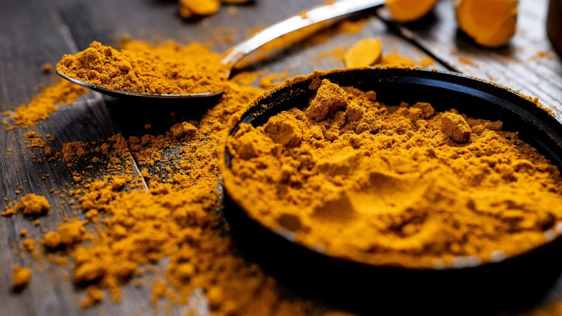 7 Reasons You Should Add Turmeric to Your Morning Routine