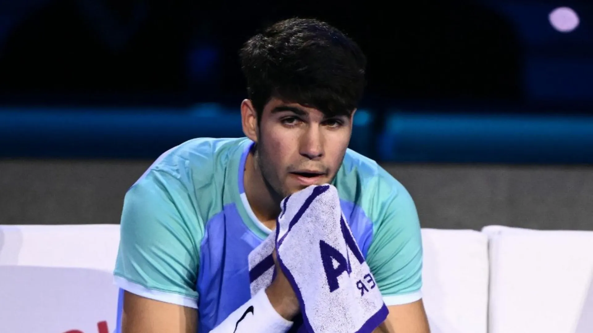 Carlos Alcaraz loses ATP Finals opener to Casper Ruud in straight sets