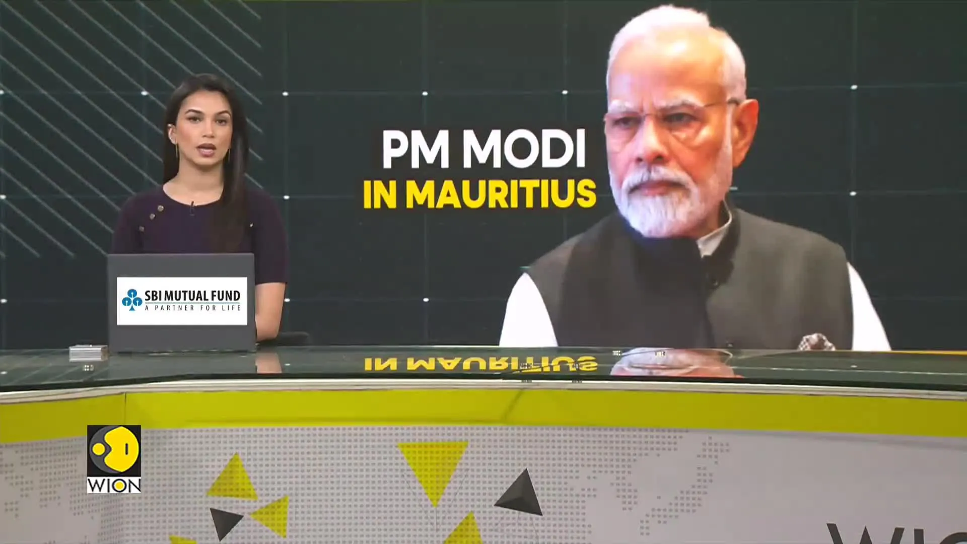 PM Narendra Modi receives guard of honour in Mauritius 