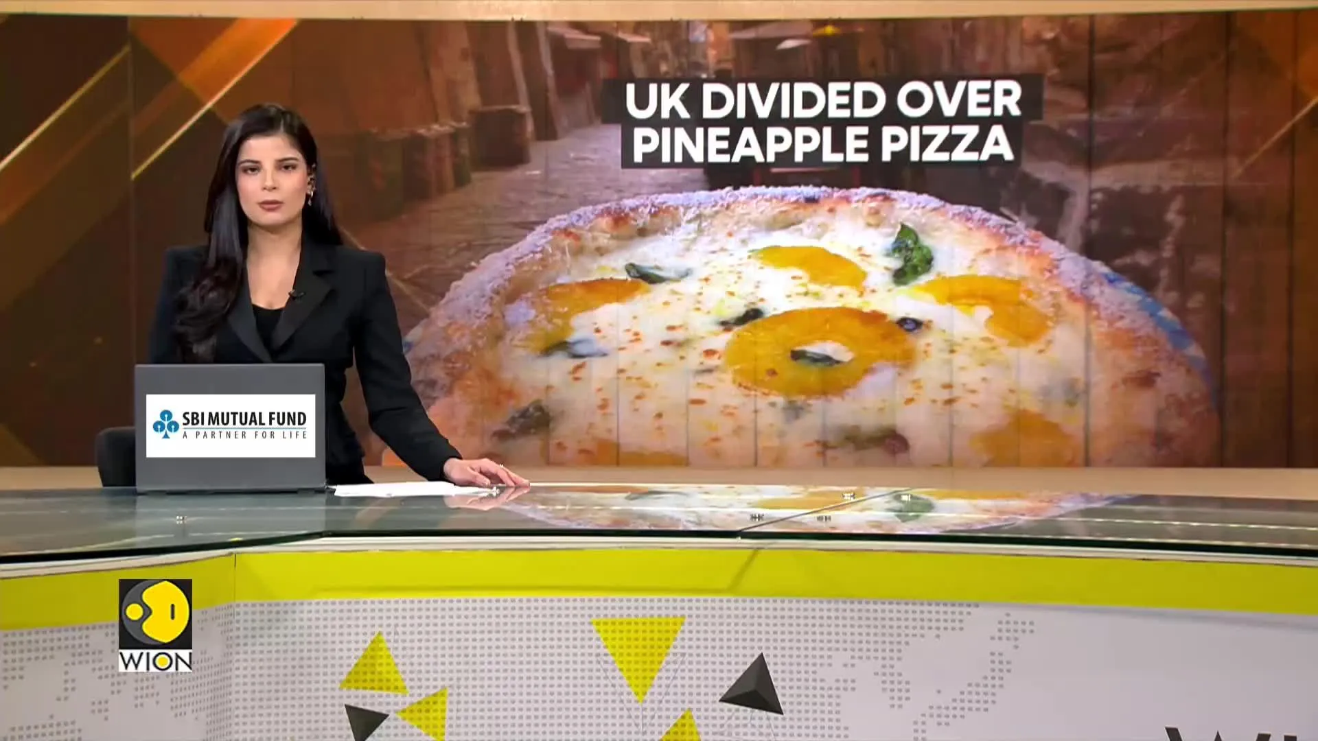 UK pizzeria lists pineapple pizza for $123