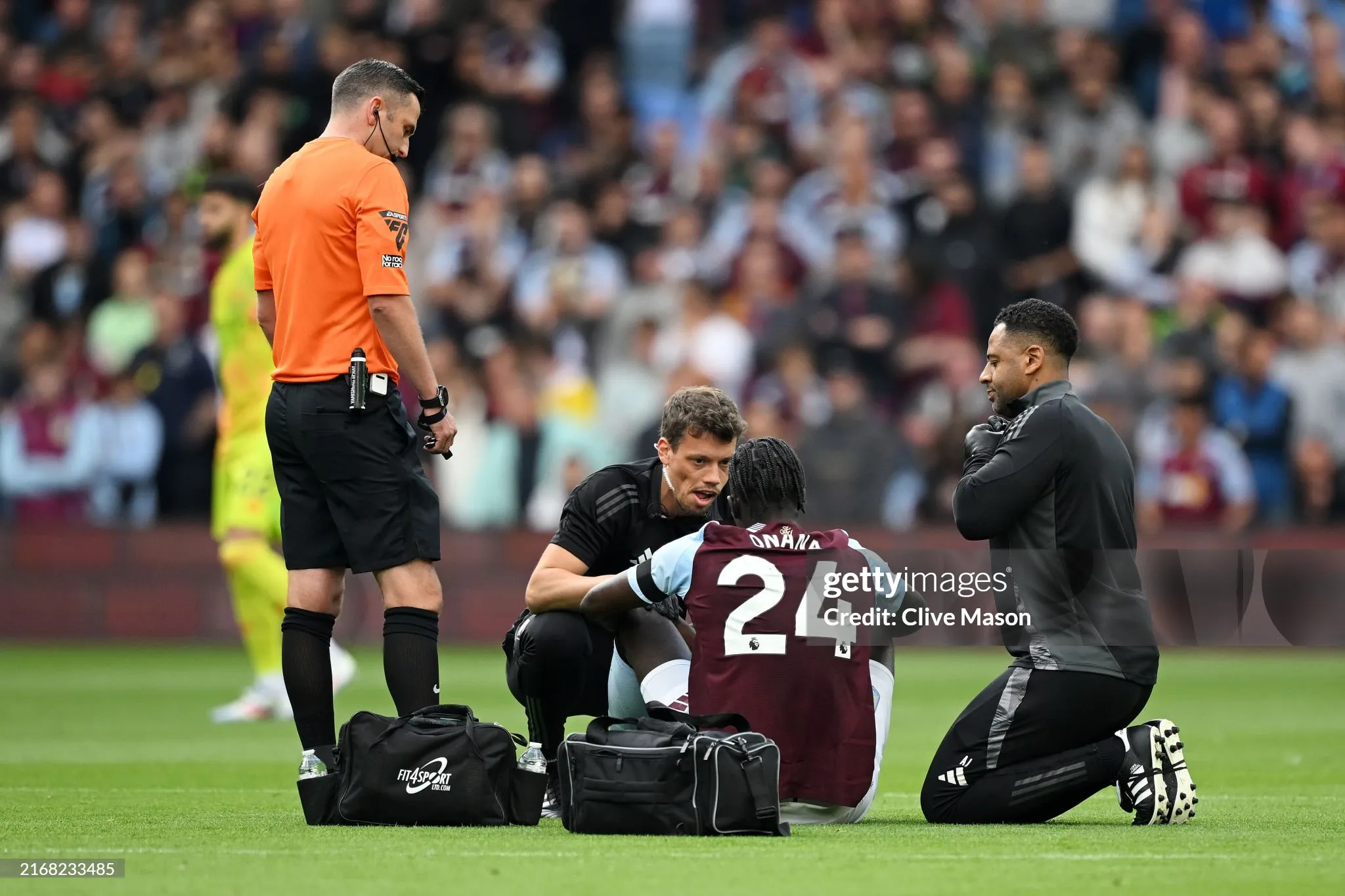 Onana receiving medical attention -sportzpoint.com