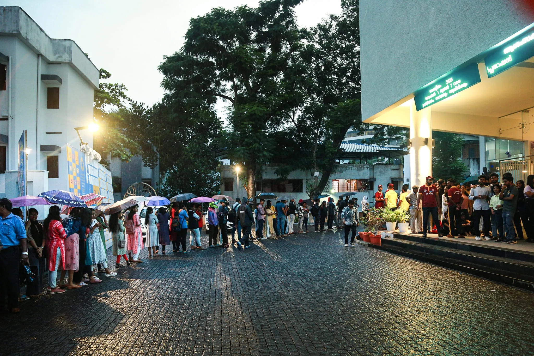 Manichitrathazhu Re-Release | Keraleeyam 