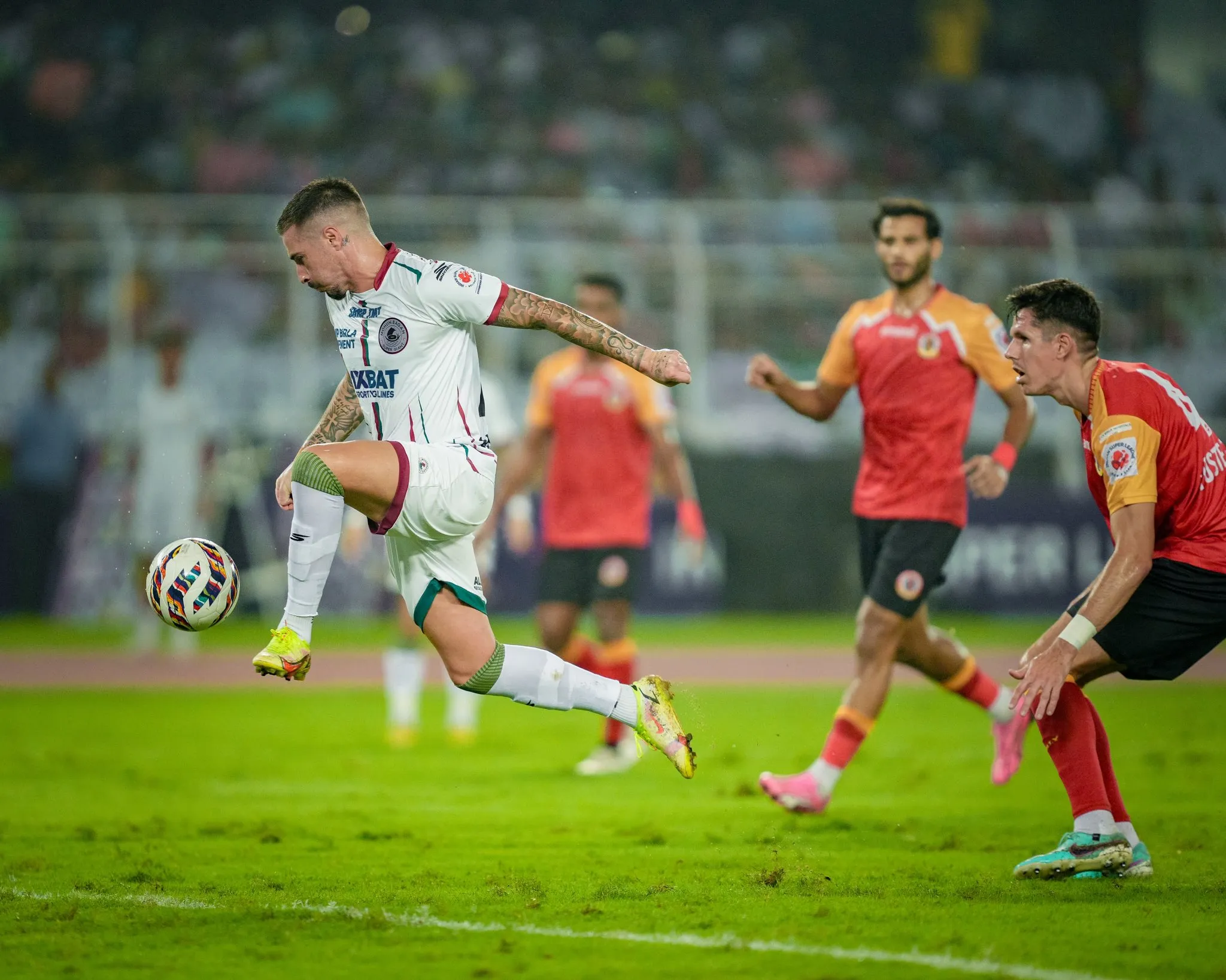 ISL 2024-25 | East Bengal FC vs Mohun Bagan Super Giant | LIVE scores, News and Updates-sportzpoint.com