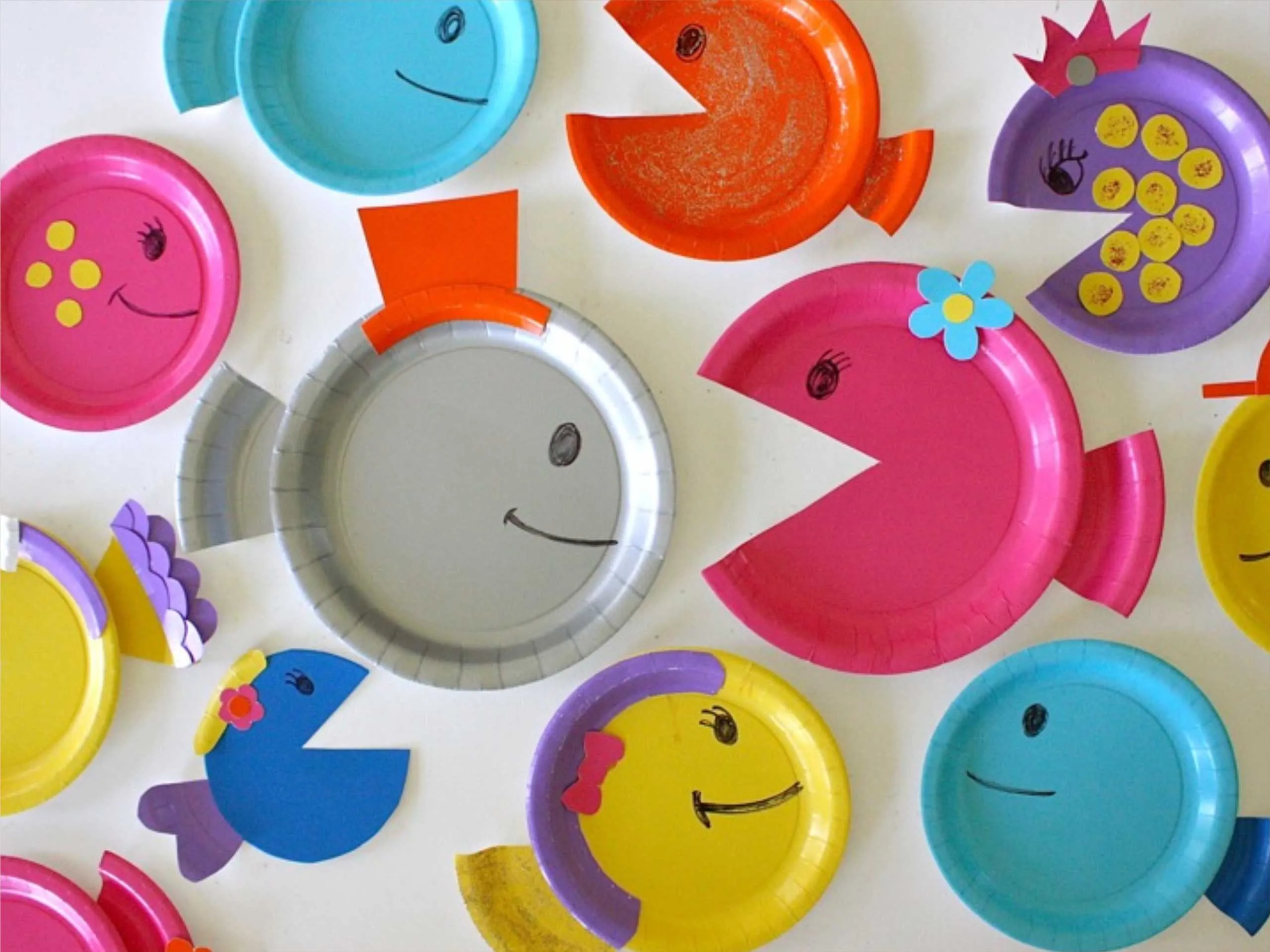 Paper plate fish