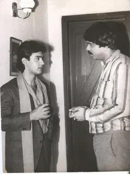 Aamir Khan chats with Chaitanya Padukone during early '90s