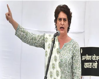 priyanka gandhi ed.jpg