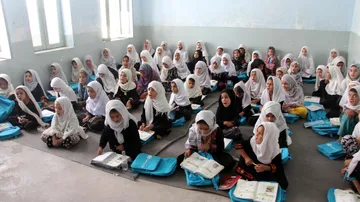 Taliban Threatens Afghan Schools Over Rumors of Accepting Girls Over 10