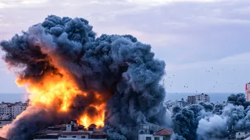 Gaza Conflict Escalates as Civilians Trapped Amid Bombardment