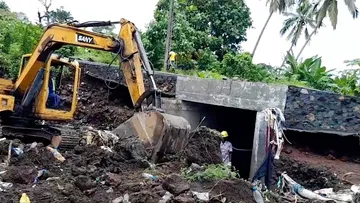 Severe Flooding Devastates Hambou, Damaging Infrastructure and Homes