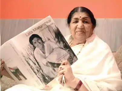 Lata Mangeshkar Death, Lata Mangeshkar Unknown facts, Lata Mangeshkar real  name family details:इस सुपरस्‍टार से मिलता था लता मंगेशकर का पहला नाम, लता  मंगेशकर के अनसुने क‍िस्‍से