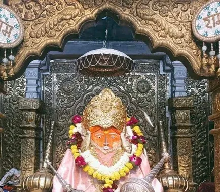 महावली बालाजी हनुमान बागेश्वर धाम गढा में मत्था टेकने मात्र से दूर हो जाते  संकट - Chhatarpur