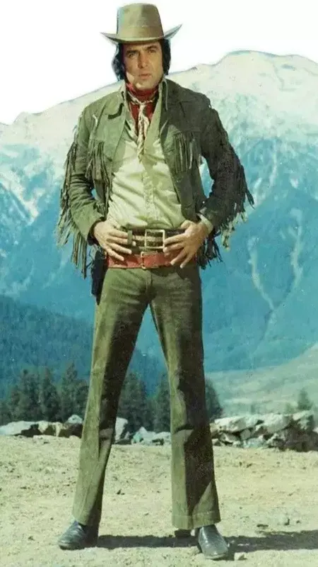 actor Firoz khan was called first fashion icon of Bollywood..