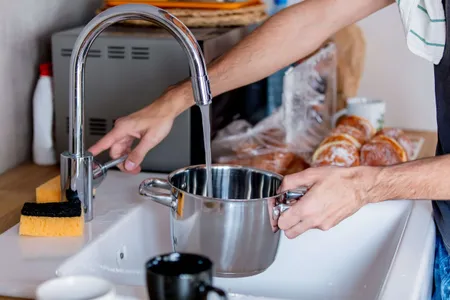 hot water 
