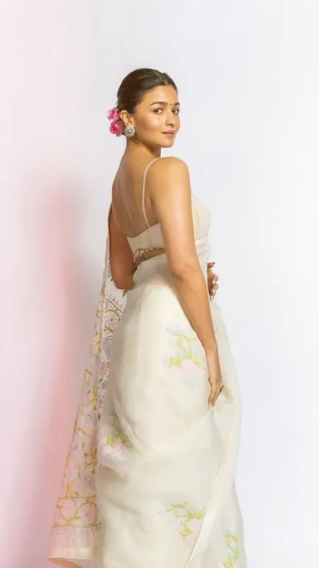Saree, Kurta, or Co-Ords: Choose Your Holi Fit