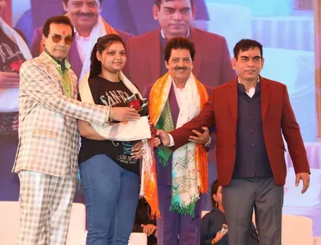 dheeraj kumar,suzane Alphonso ,udit narayan & dr dharmendra kumar