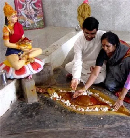 भारत के इस मंदिर से जुड़ी कुछ अनोखी बातें जो आप नहीं जानते (PICS) -  kamakhya temple in india-mobile