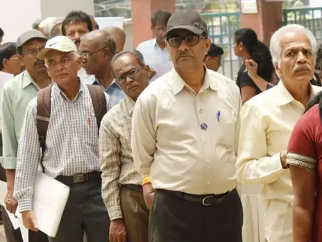 Unified Pension Scheme: अभी र‍िटायर होने पर हर महीने क‍ितनी पेंशन म‍िलेगी? समझ‍िए यूपीएस की पूरी कैलकुलेशन