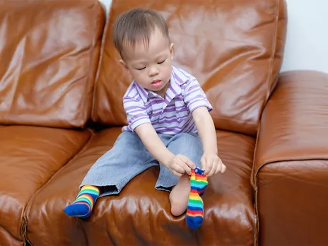 How to get dressed: teaching your child | Raising Children Network