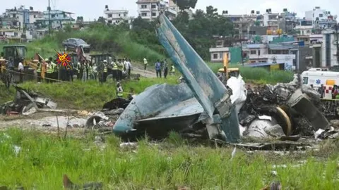 Nepal Plane Crash Claims 18 Lives, Including a Yemeni National