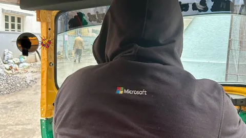 Viral Post: Microsoft Engineer Found Driving Auto Rickshaw on Weekends to Combat Loneliness