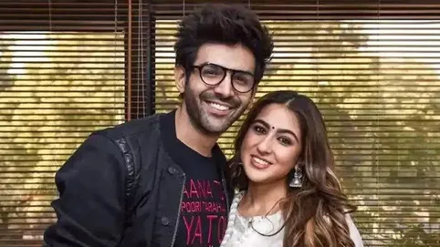 Kartik-Aaryan-is-single-after-breakup-with-Sara-Ali-Khan | सारा अली खान से  ब्रेकअप के बाद कार्तिक आर्यन बोले- प्यार के मामले में बदकिस्मत हूं