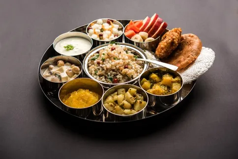 The Ritz-Carlton, Bangalore Ushers in Navratri with an Exquisite Satvik Thali Experience