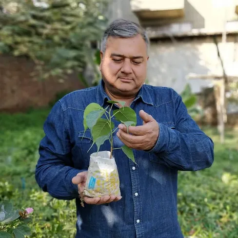 Meet 54-Year-Old Peepal Baba Who Has Planted Over Two Crore Trees Over The  Last Four Decades