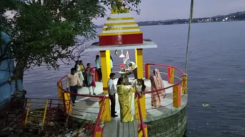 Sheetal Das Ki Bagiya मंदिर शीतल दास की बगिया भोपाल बड़ा तालाब का पूरा  इतिहास history of lake bhopal