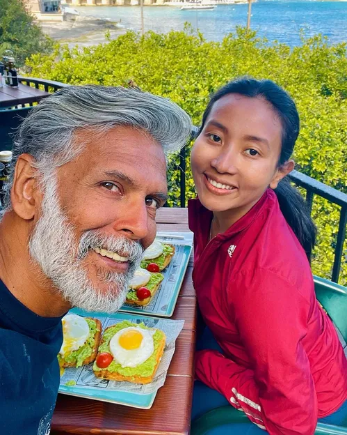 Ankita Konwar Deals With Milind Soman 