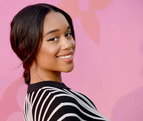 laura harrier mediumlength hair with fringe
