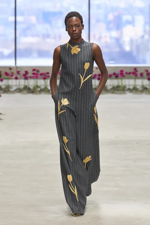 Carolina Herrera Fall 2025 Ready-to-Wear Collection | Vogue