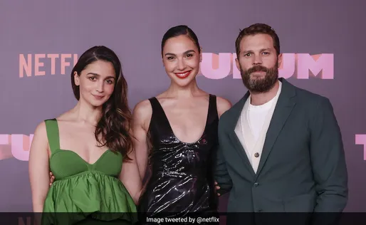 Netflix Tudum 2023: Alia Bhatt, Gal Gadot And Jamie Dornan Lit Up The Red  Carpet