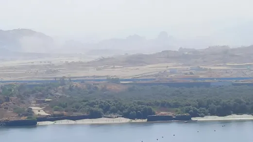 AirportBlastsPollution-ezgif.com-avif-to-jpg-converter