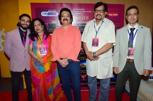 Suharsh ,Shipra,Vivek Prakash ,Suvashit & Devashish Sargam (Raj)