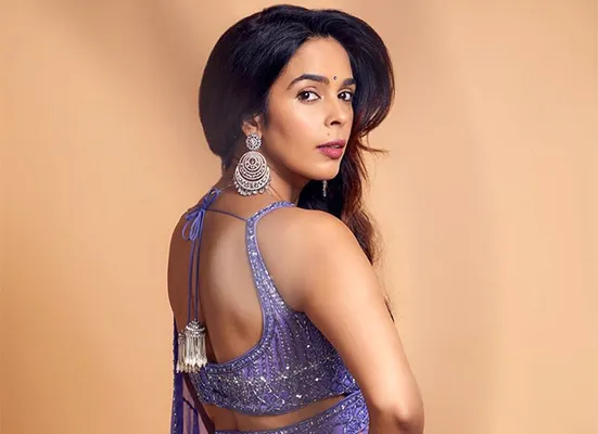 Mallika Sherawat reveals that A-lister actors refused to work with her;  says, “If the hero calls you at 3am and says, 'Come to my house', you have  to go” : Bollywood News -