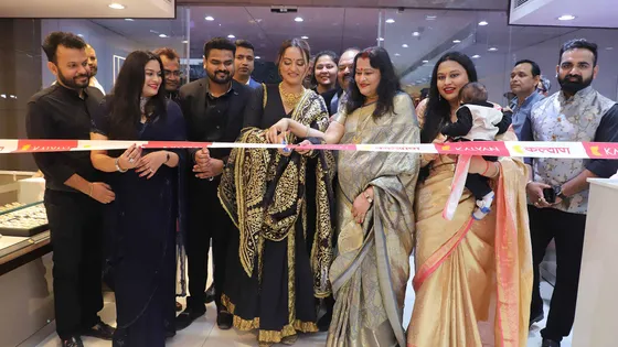 Sonakshi Sinha Inaugurates Kalyan Jewellers Jaunpur Showroom
