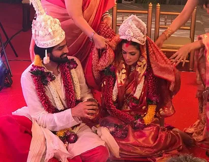 RIYA SEN HAD A TRADITIONAL BENGALI WEDDING AND HERE ARE ALL THE PICTURES