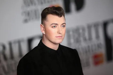 IS SAM SMITH IN LOVE? READ ON TO FIND OUT!