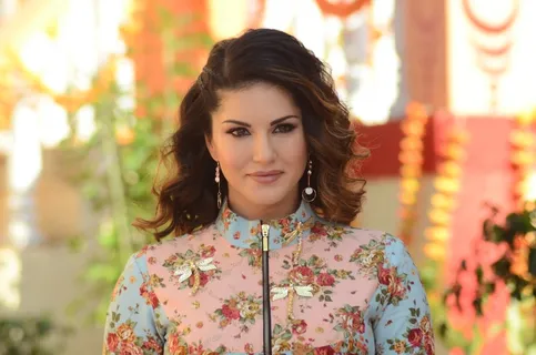 SUNNY LEONE IS THE MOST SEARCHED CELEBRITY, YET AGAIN!